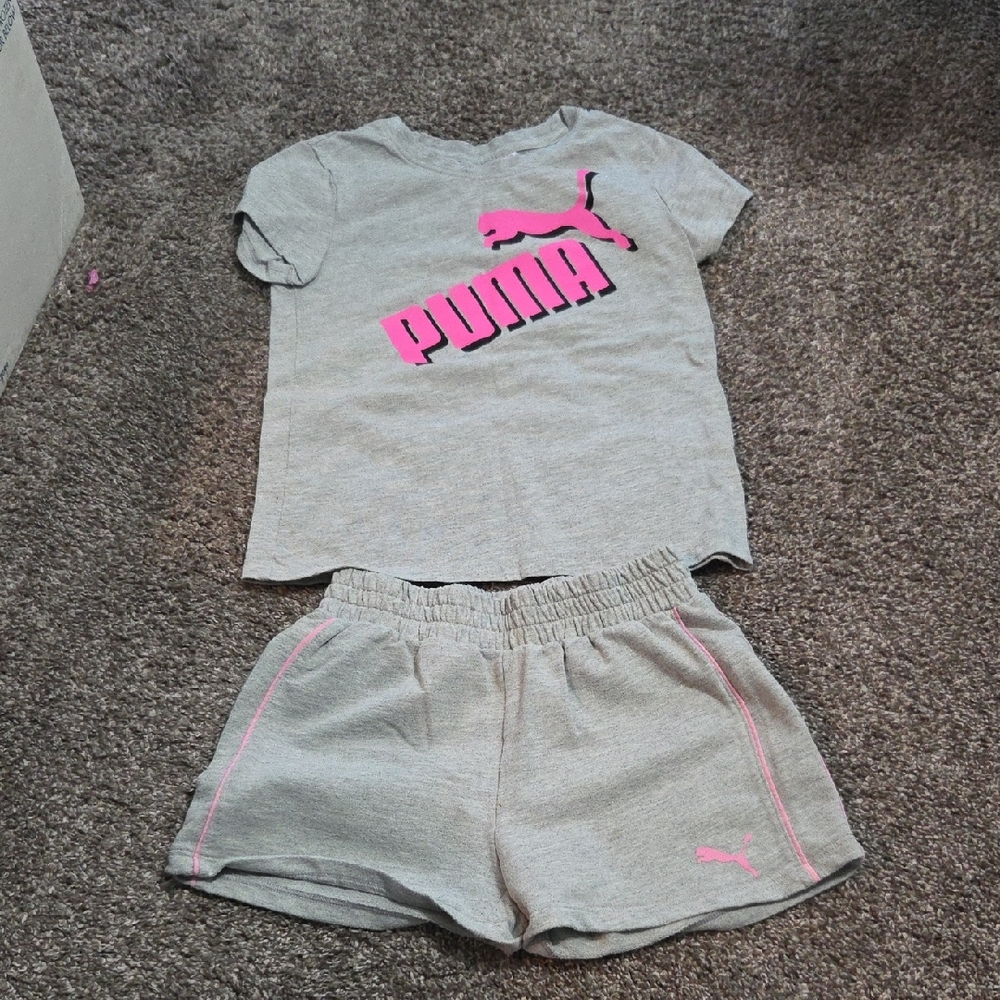 Puma Kids Light Gray and Neon Pink Set